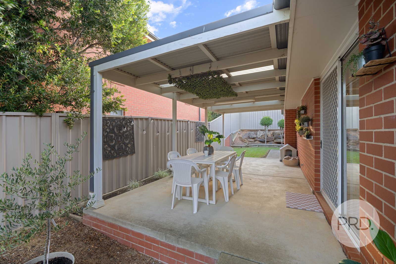 2 Wilton Street BOURKELANDS 14