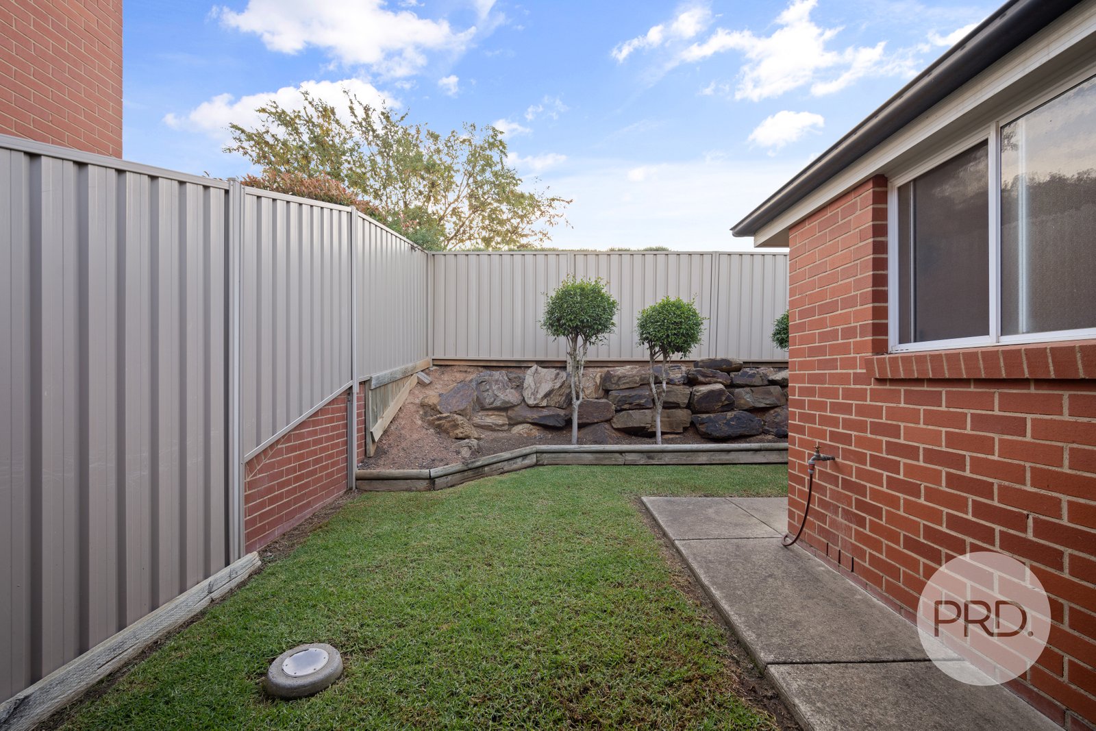 2 Wilton Street BOURKELANDS 16