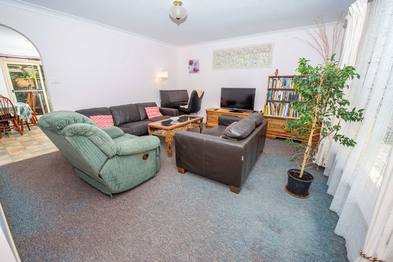 2 Windward Close CORLETTE 4