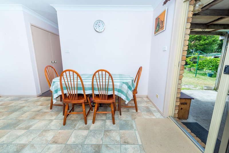 2 Windward Close CORLETTE 7
