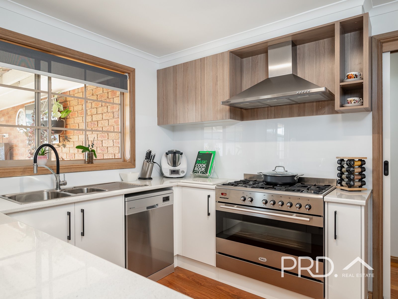 2 Wisteria Court SHEPPARTON 6