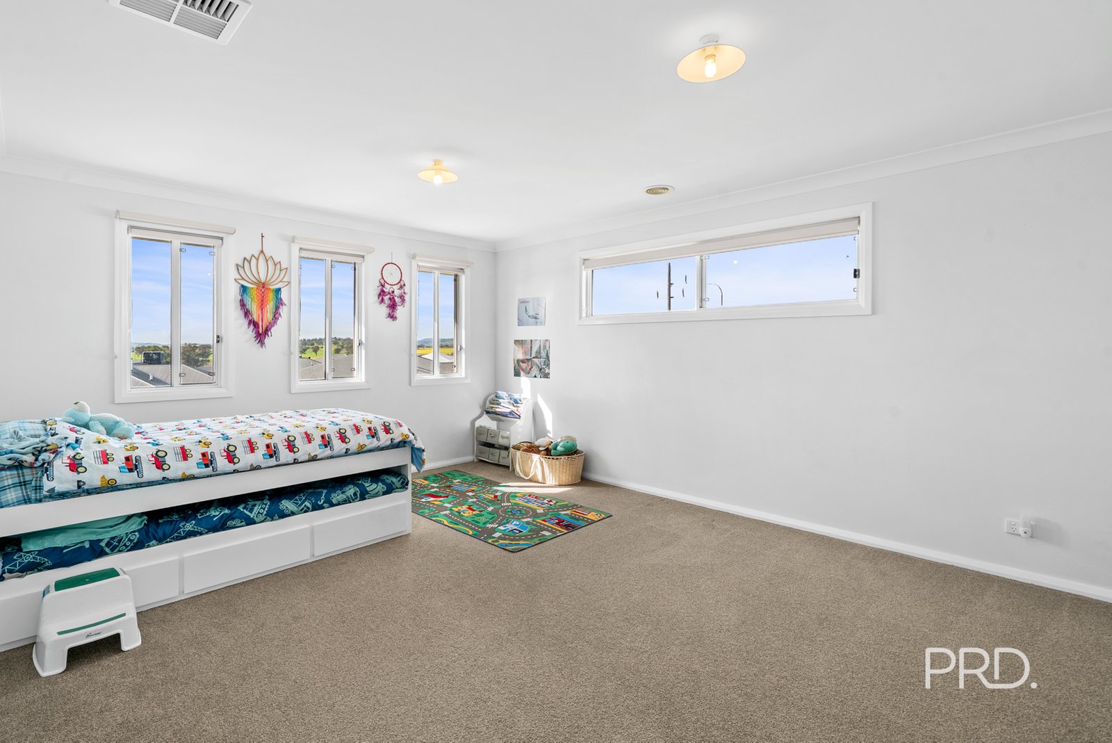 2 Wollemi Street FOREST HILL 8