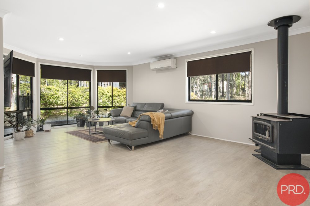 2 Woodlands Drive THORNTON 4