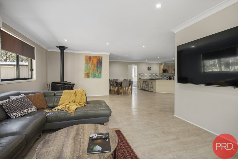 2 Woodlands Drive THORNTON 6