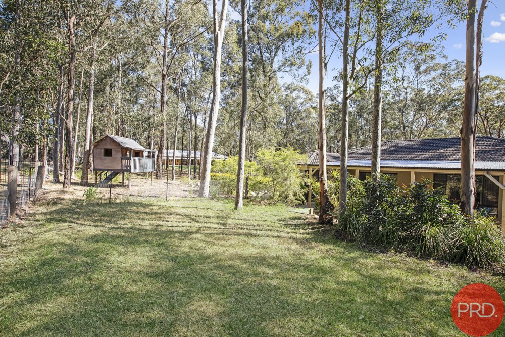 2 Woodlands Drive THORNTON 28