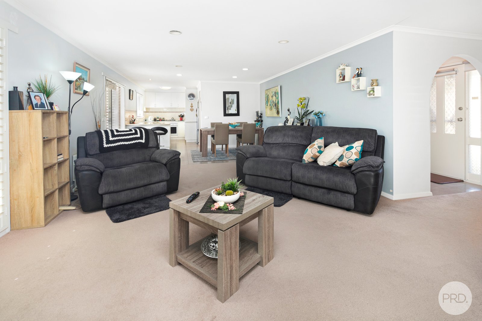 2 Wyndholm Crescent WENDOUREE 2