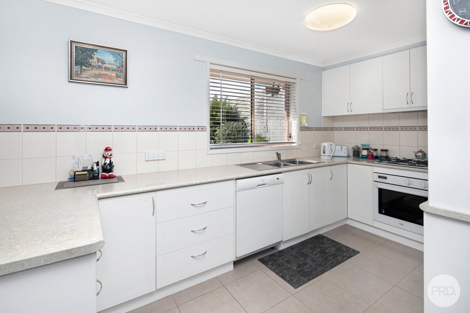 2 Wyndholm Crescent WENDOUREE 7