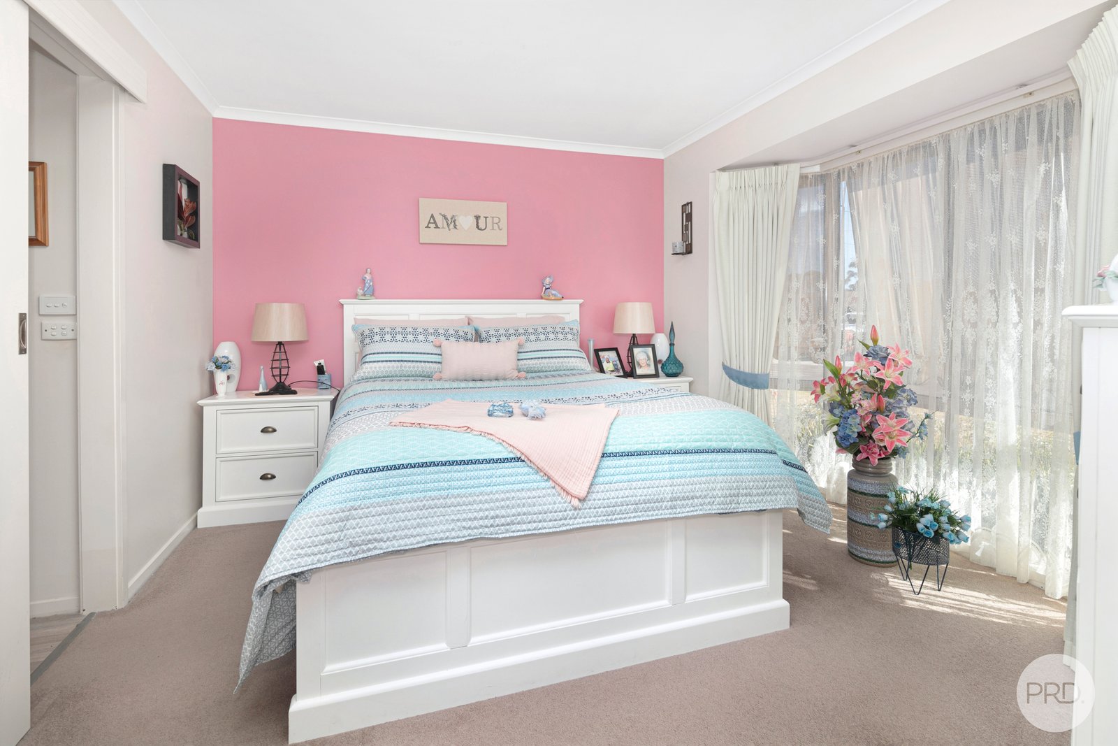 2 Wyndholm Crescent WENDOUREE 8