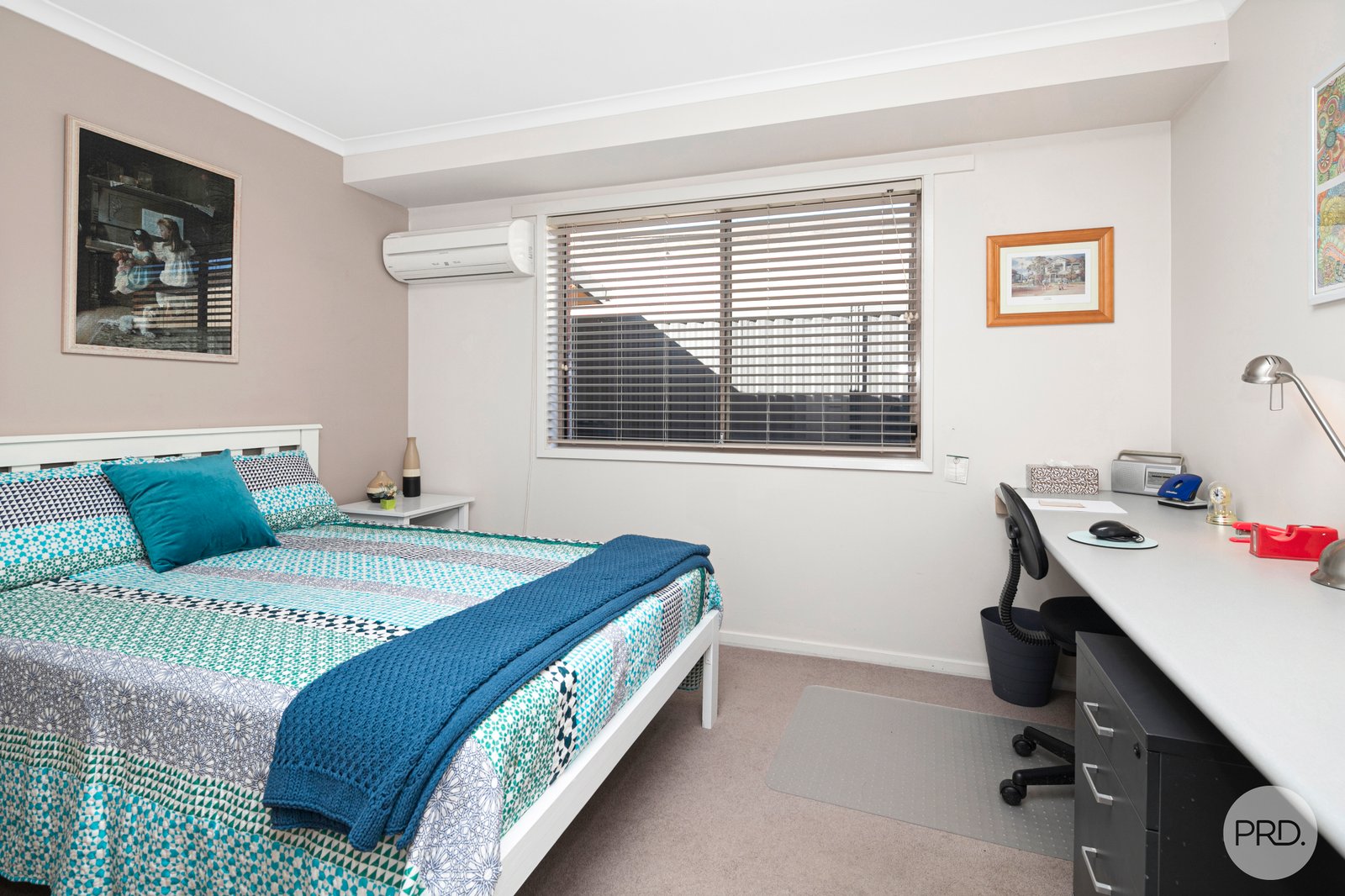 2 Wyndholm Crescent WENDOUREE 11