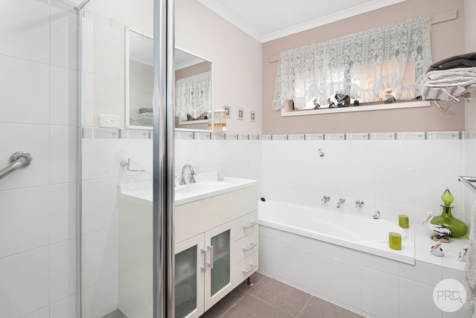 2 Wyndholm Crescent WENDOUREE 13