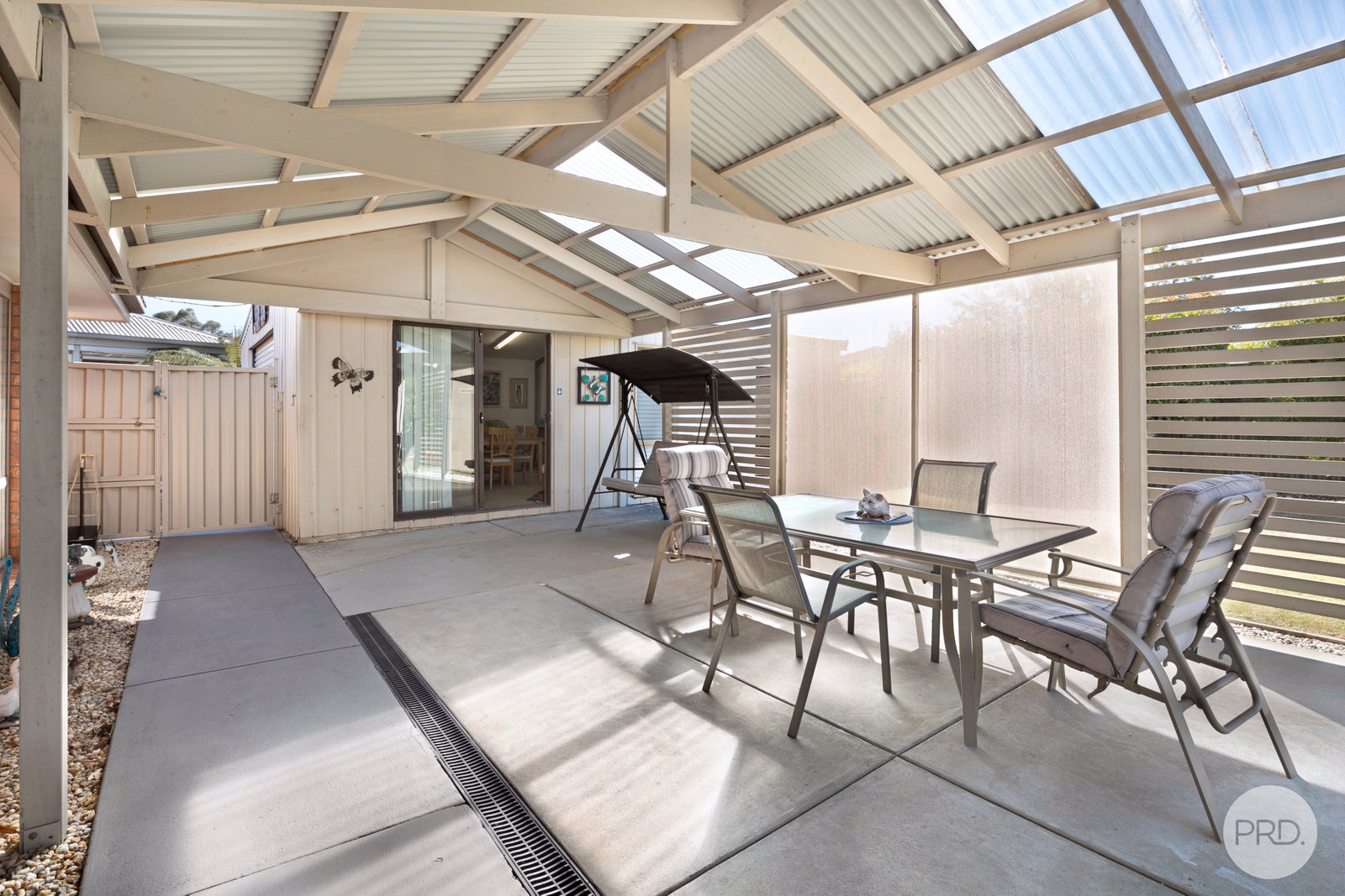 2 Wyndholm Crescent WENDOUREE 16