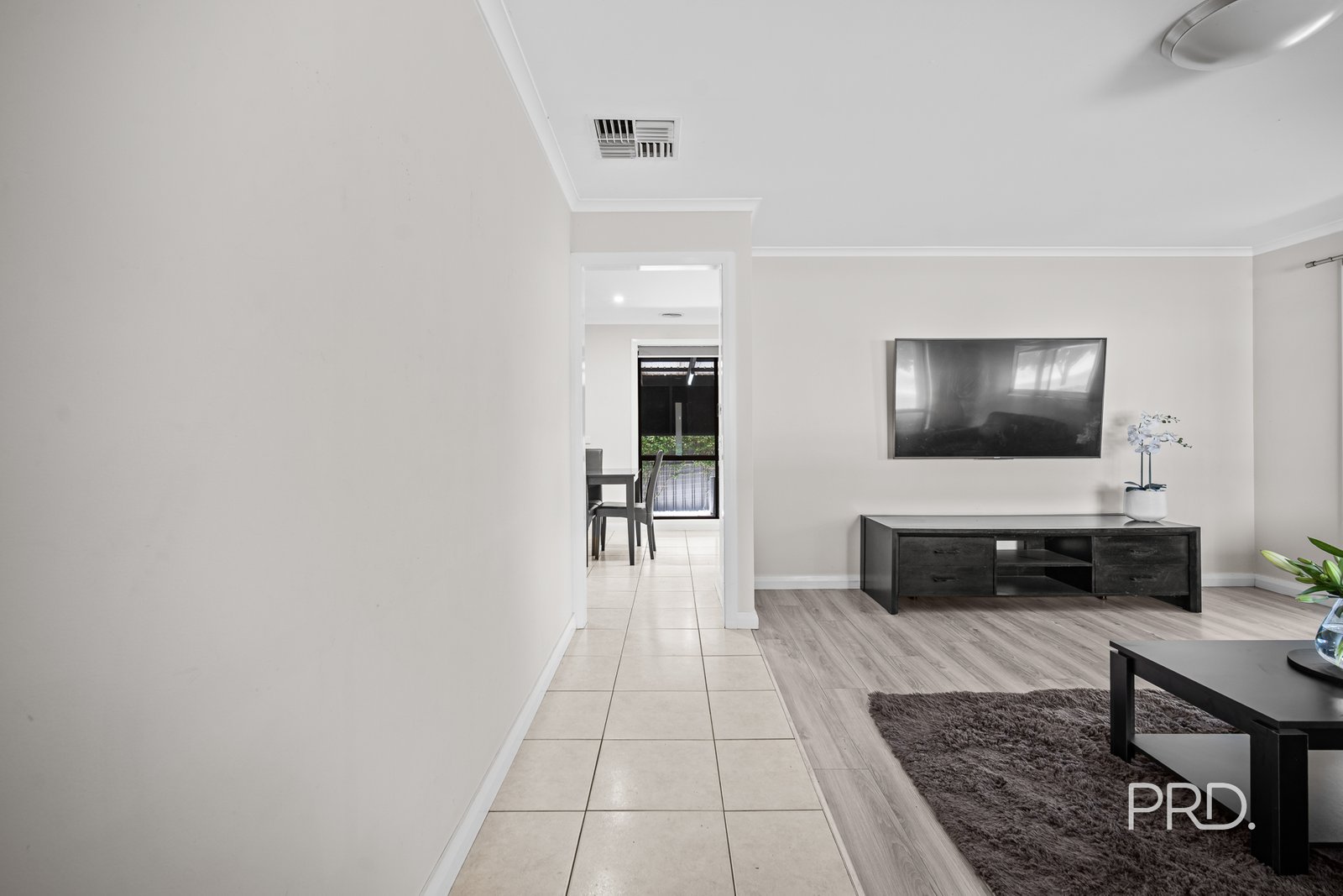 2 Yarragundry Street URANQUINTY 3