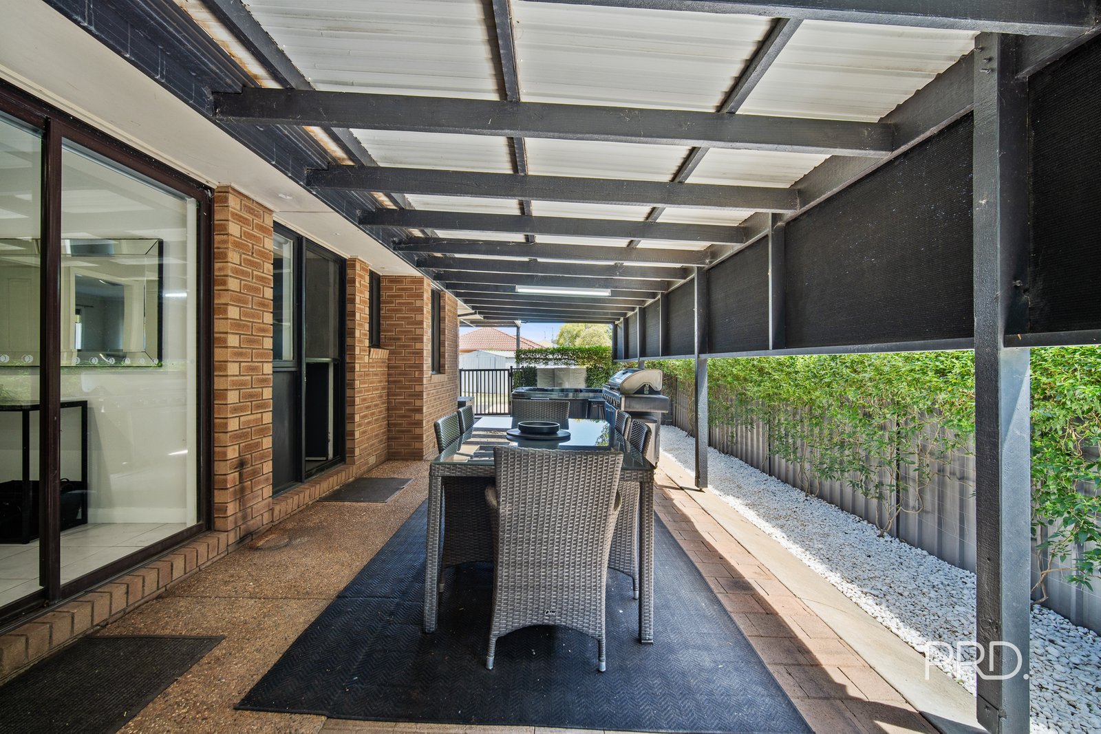 2 Yarragundry Street URANQUINTY 15