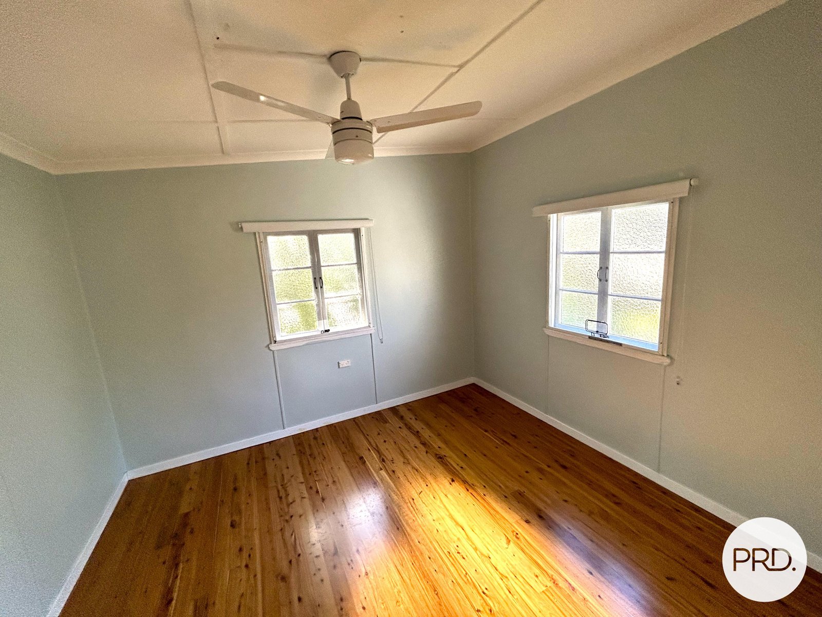 2 Zephyr Street TANNUM SANDS 10