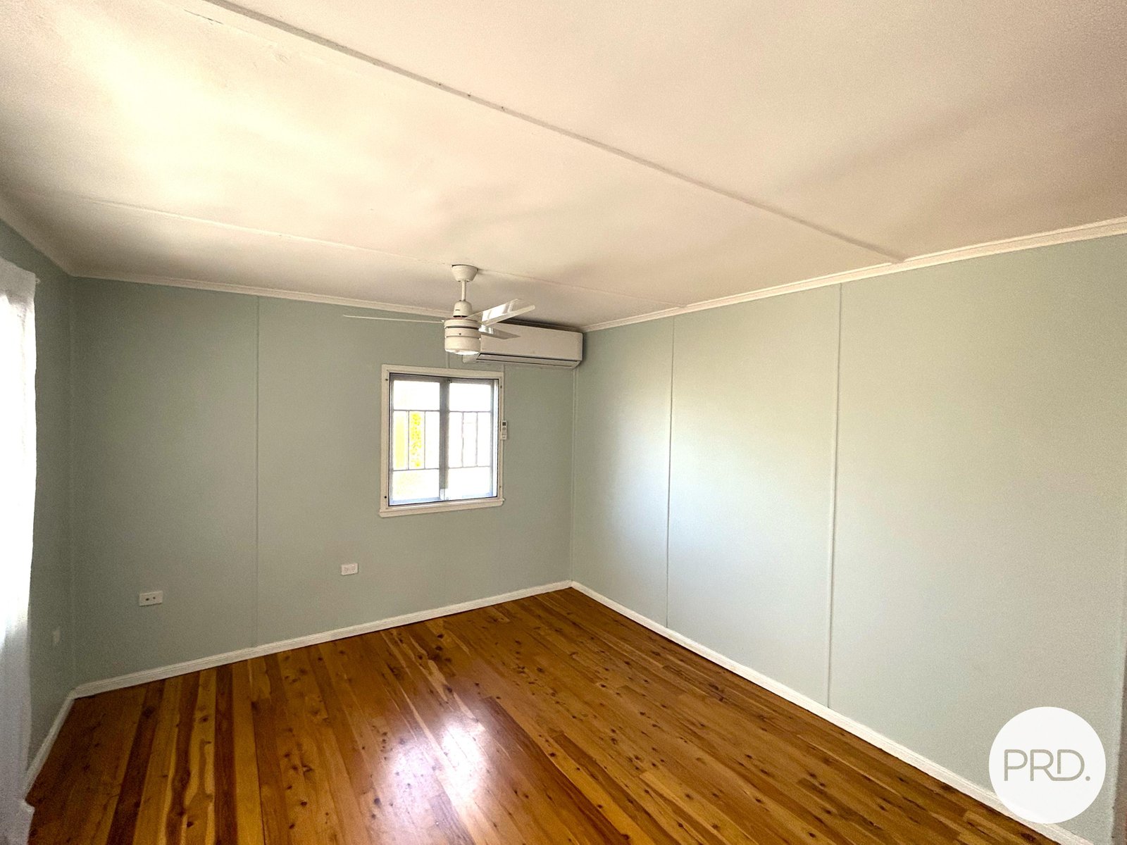 2 Zephyr Street TANNUM SANDS 9