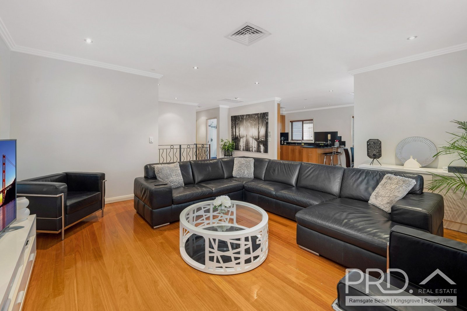 20 & 20A Armitree Street KINGSGROVE 4