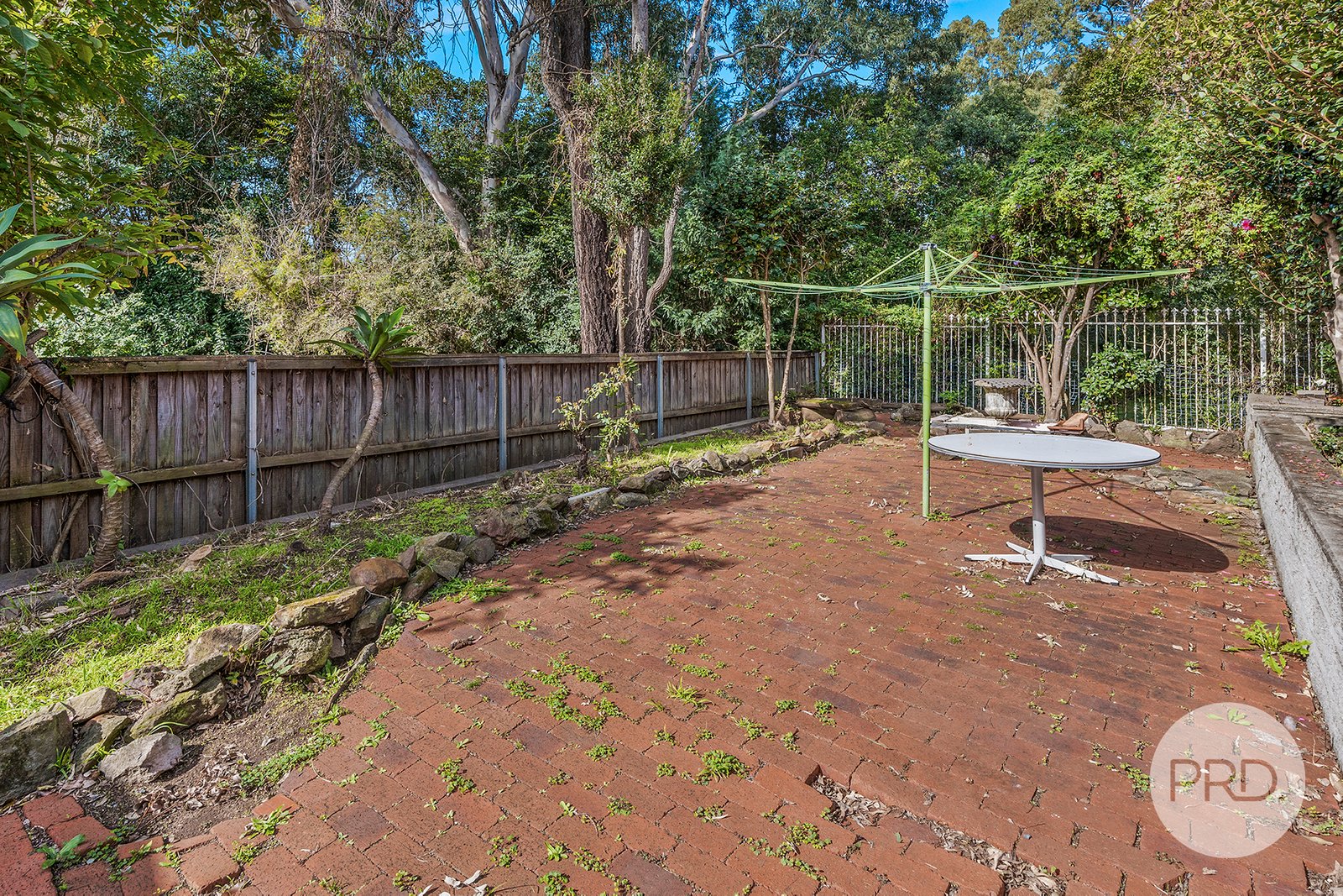20 & 20A Raymond Ave CAMPBELLTOWN 15