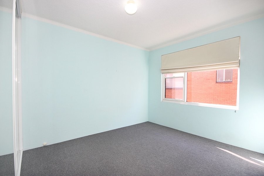 20-22 Queens Road BRIGHTON-LE-SANDS 4