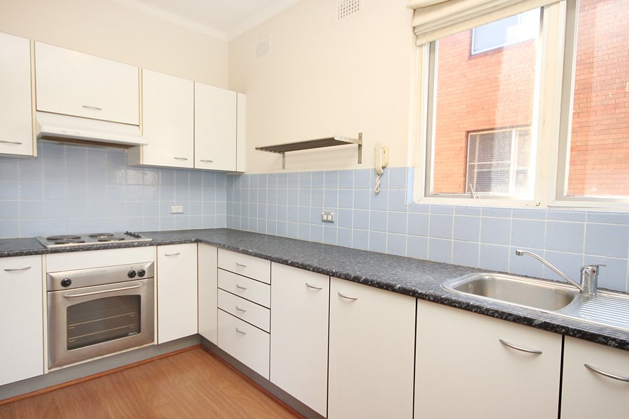 20-22 Queens Road BRIGHTON-LE-SANDS 6