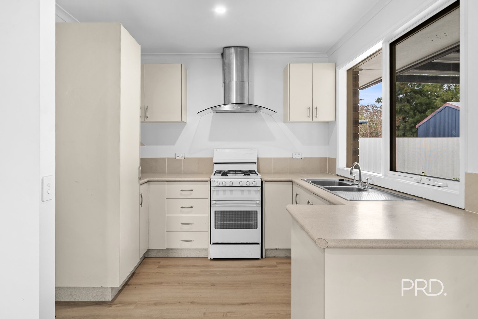 20 Adjin Street MOUNT AUSTIN 2