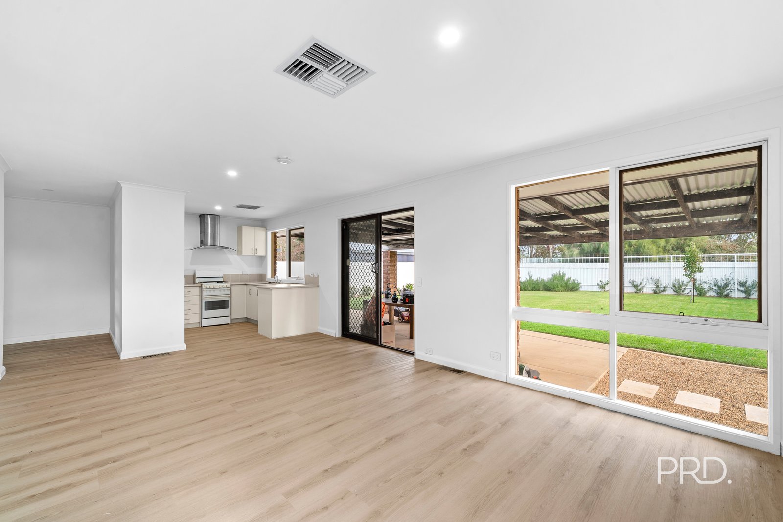 20 Adjin Street MOUNT AUSTIN 3
