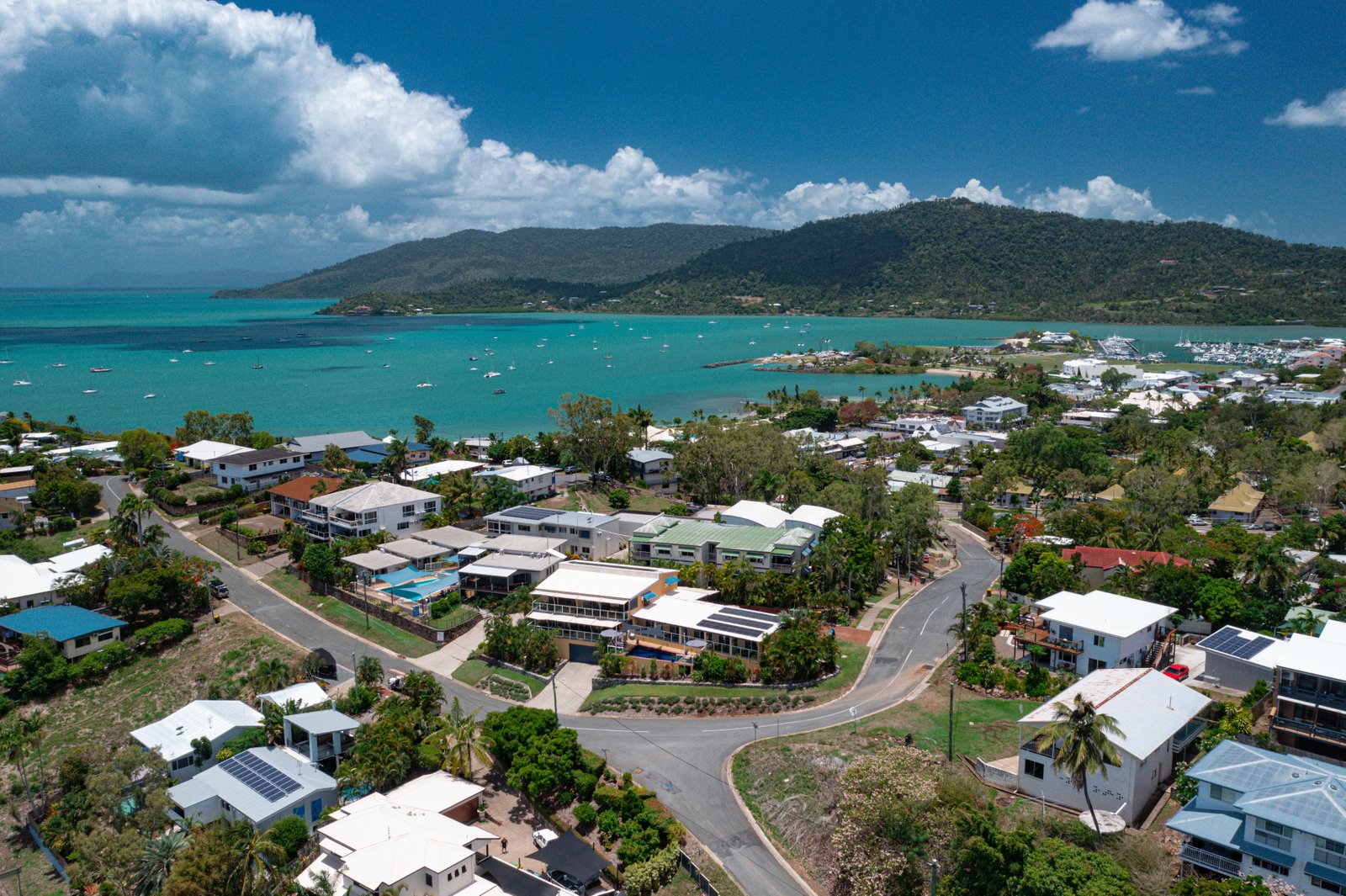 20 Airlie Crescent AIRLIE BEACH 4