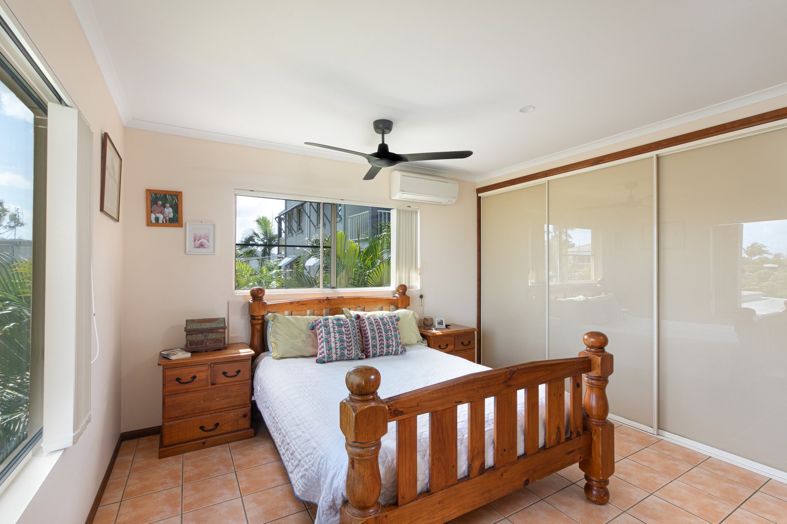 20 Airlie Crescent AIRLIE BEACH 20