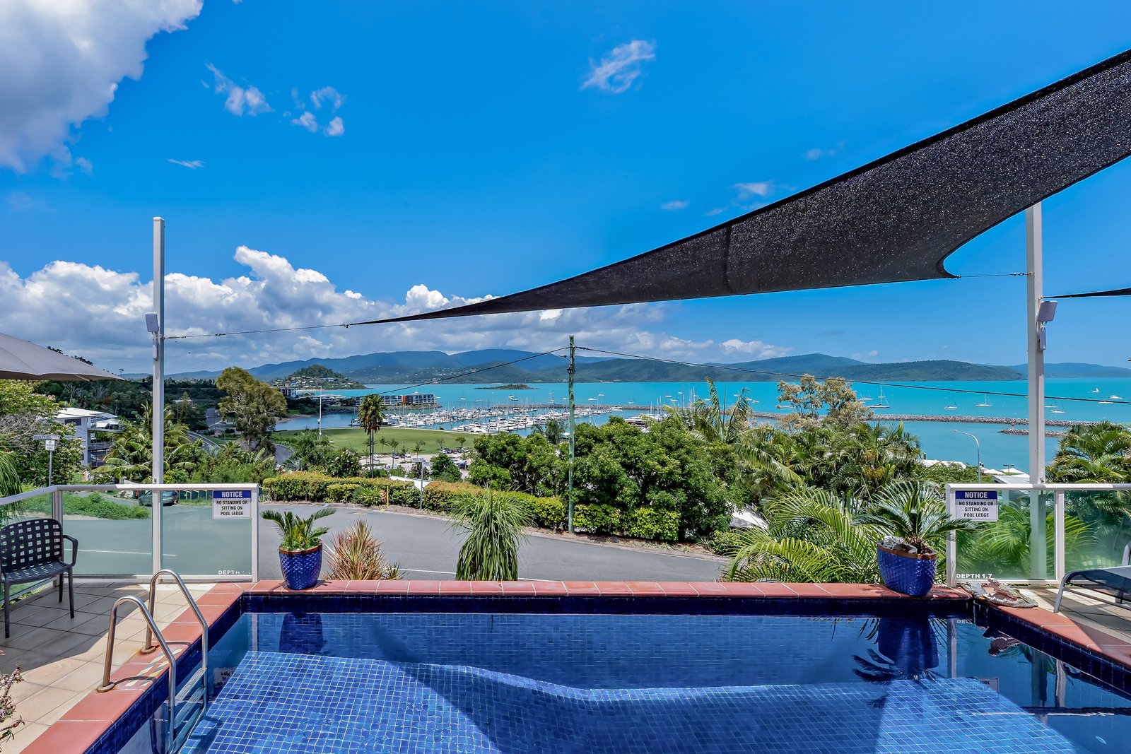 20 Airlie Crescent AIRLIE BEACH 23