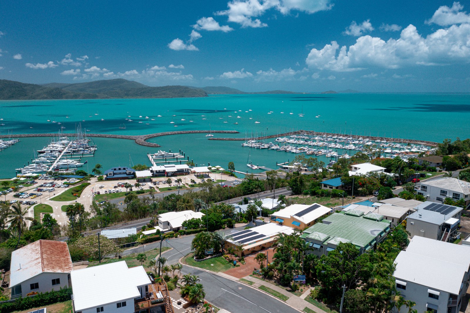 20 Airlie Crescent AIRLIE BEACH 29