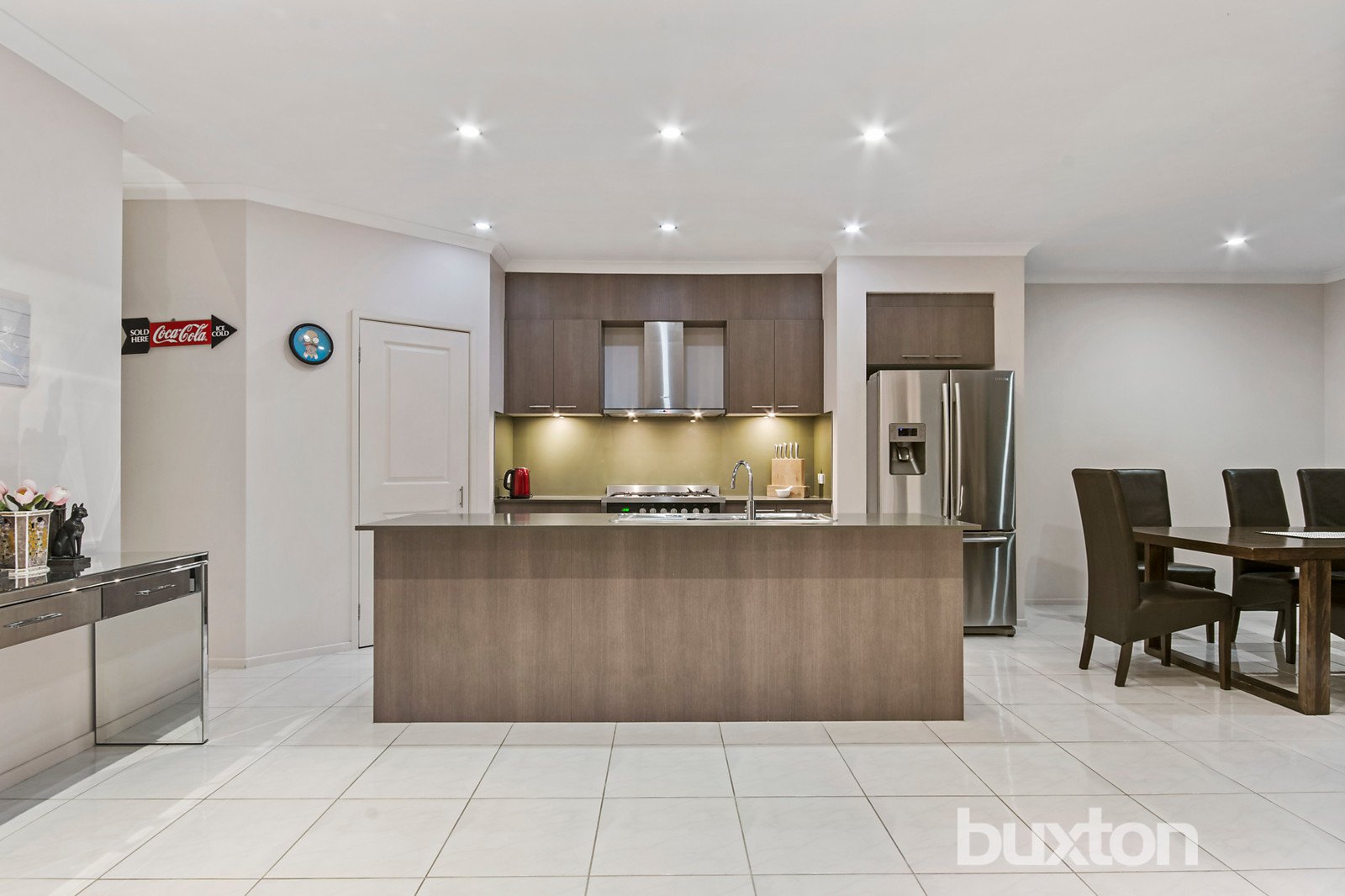 Gallery: 20 Aisbett Close