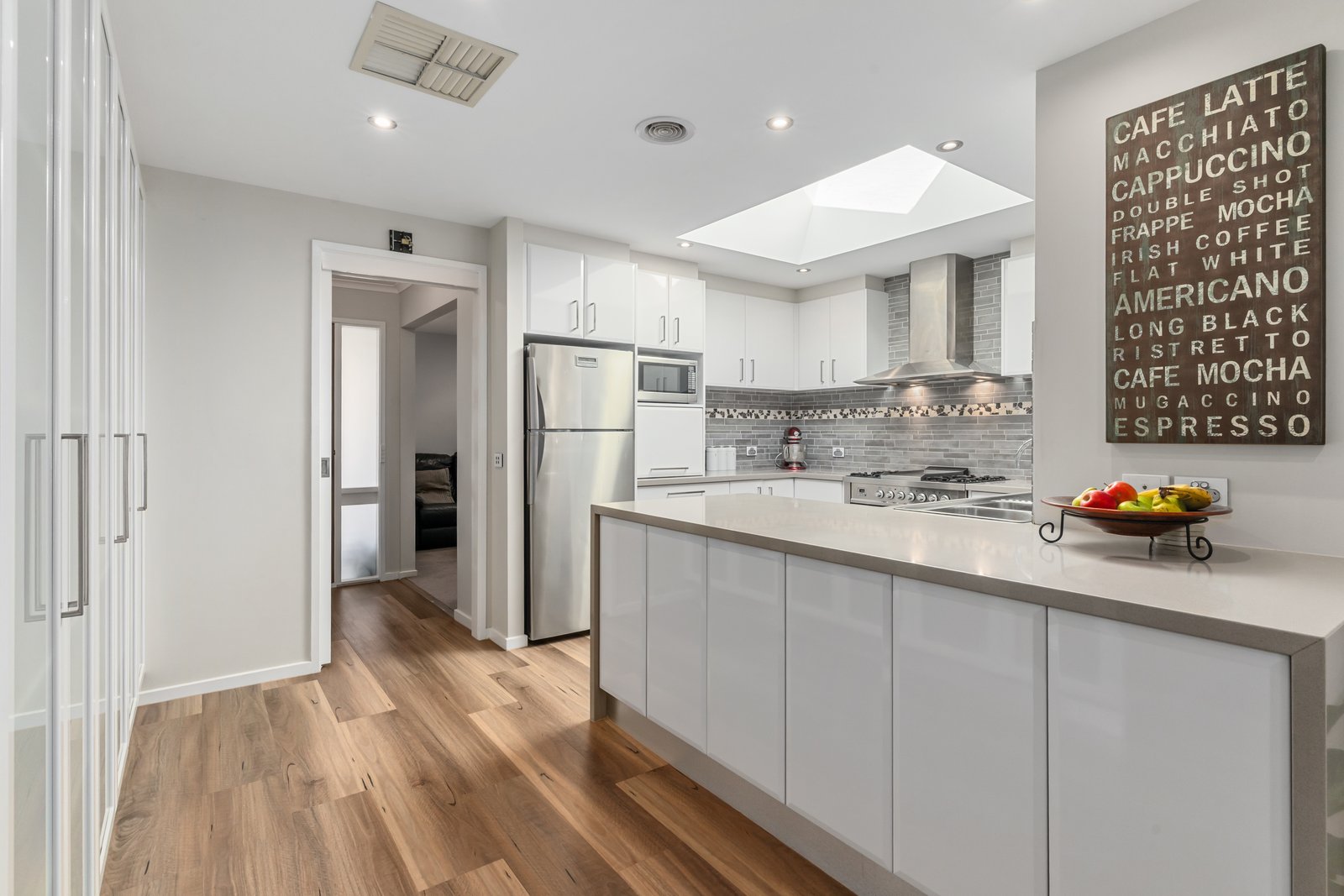 20 Akoonah Drive GOLDEN SQUARE 4