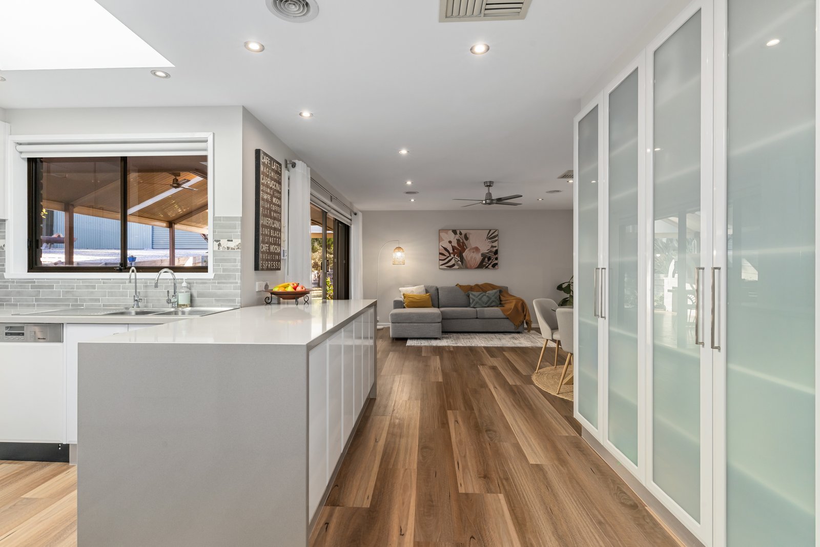 20 Akoonah Drive GOLDEN SQUARE 5
