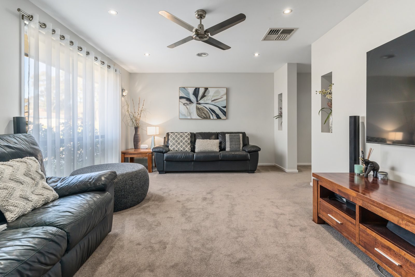 20 Akoonah Drive GOLDEN SQUARE 12