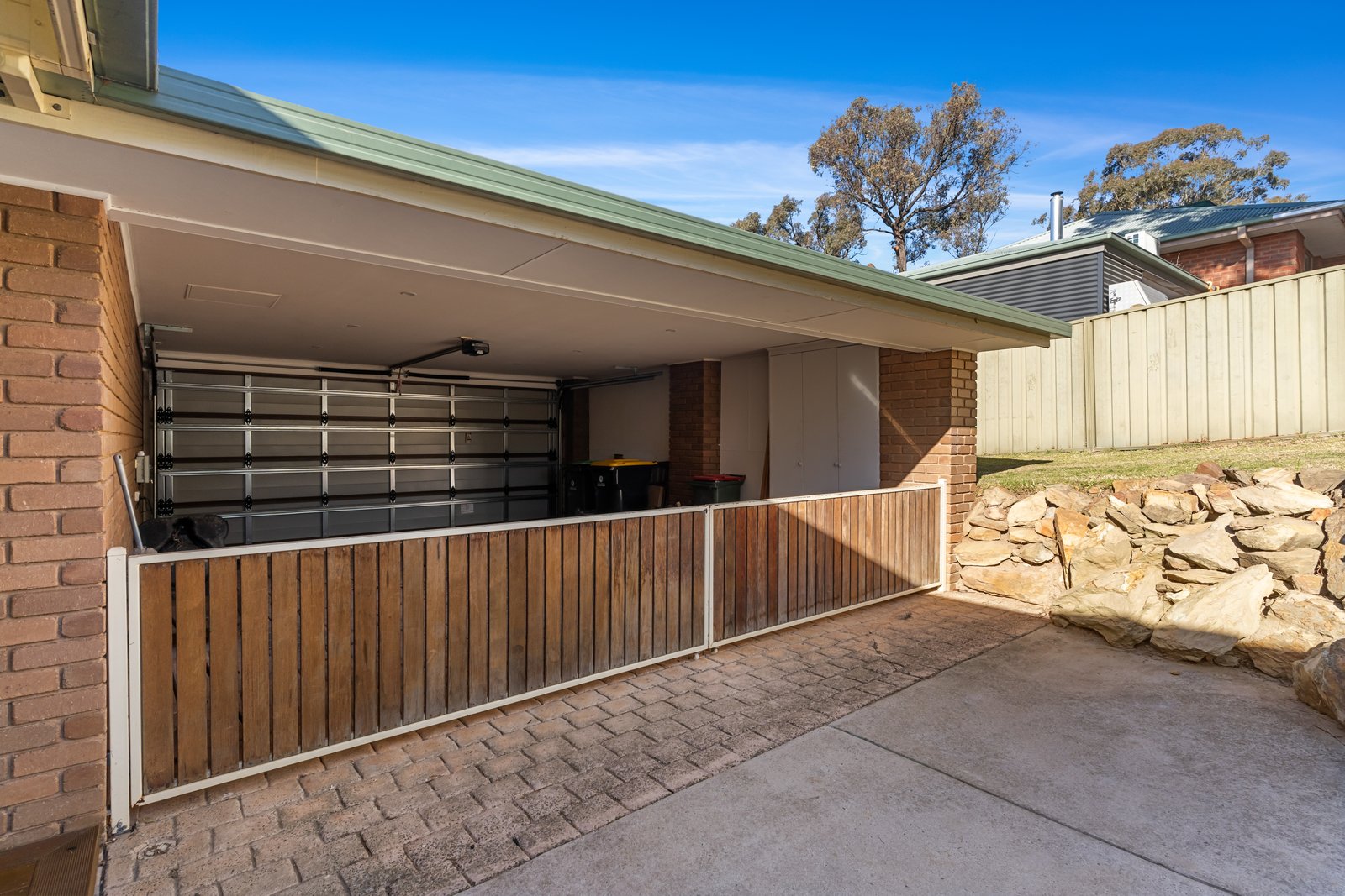 20 Akoonah Drive GOLDEN SQUARE 20