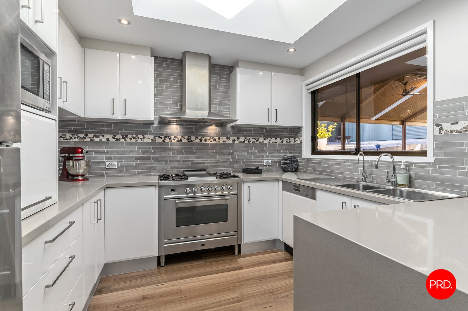 20 Akoonah Drive GOLDEN SQUARE 2