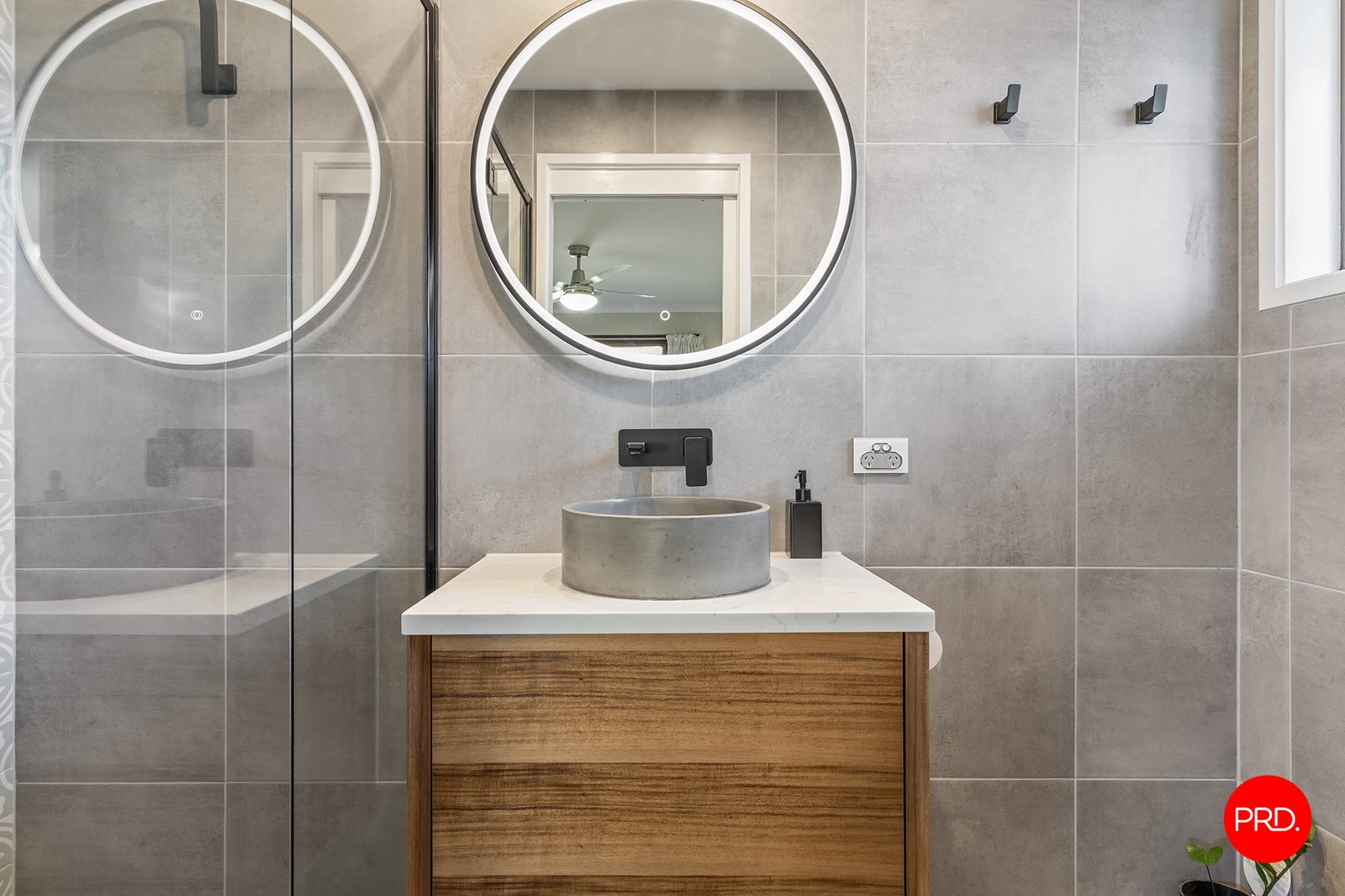 20 Akoonah Drive GOLDEN SQUARE 9