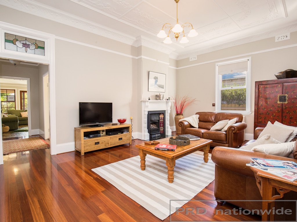 20 Allan Street LORN 3
