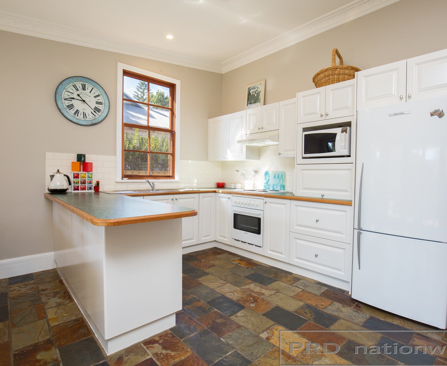 20 Allan Street LORN 4