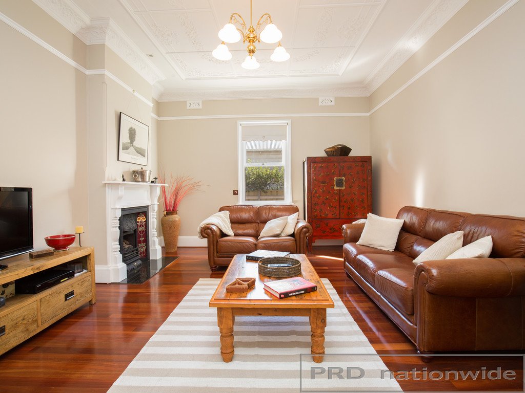 20 Allan Street LORN 10