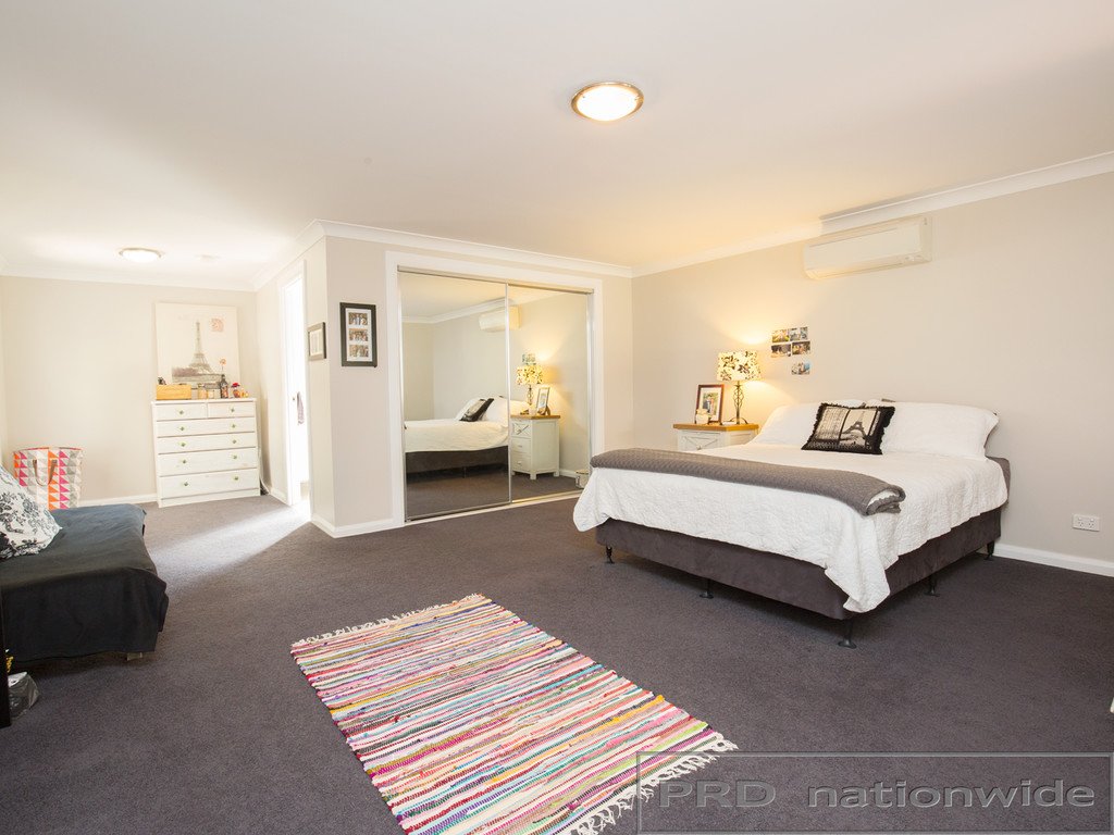 20 Allan Street LORN 14