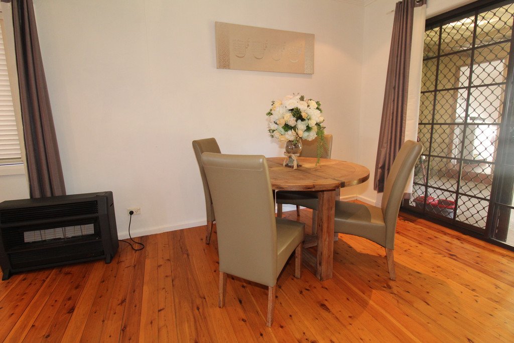 20 Alpha Avenue ROSELANDS 3