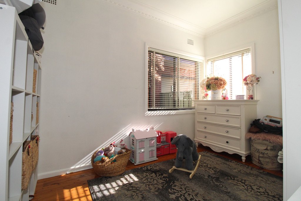 20 Alpha Avenue ROSELANDS 8