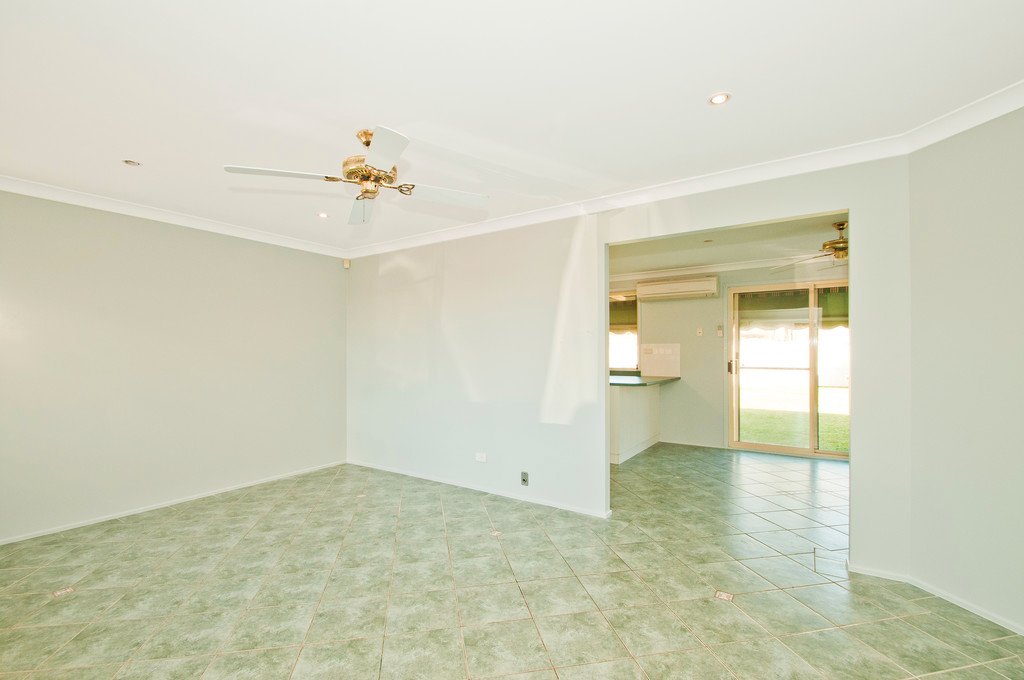 20 Amanda Place HORSLEY 3