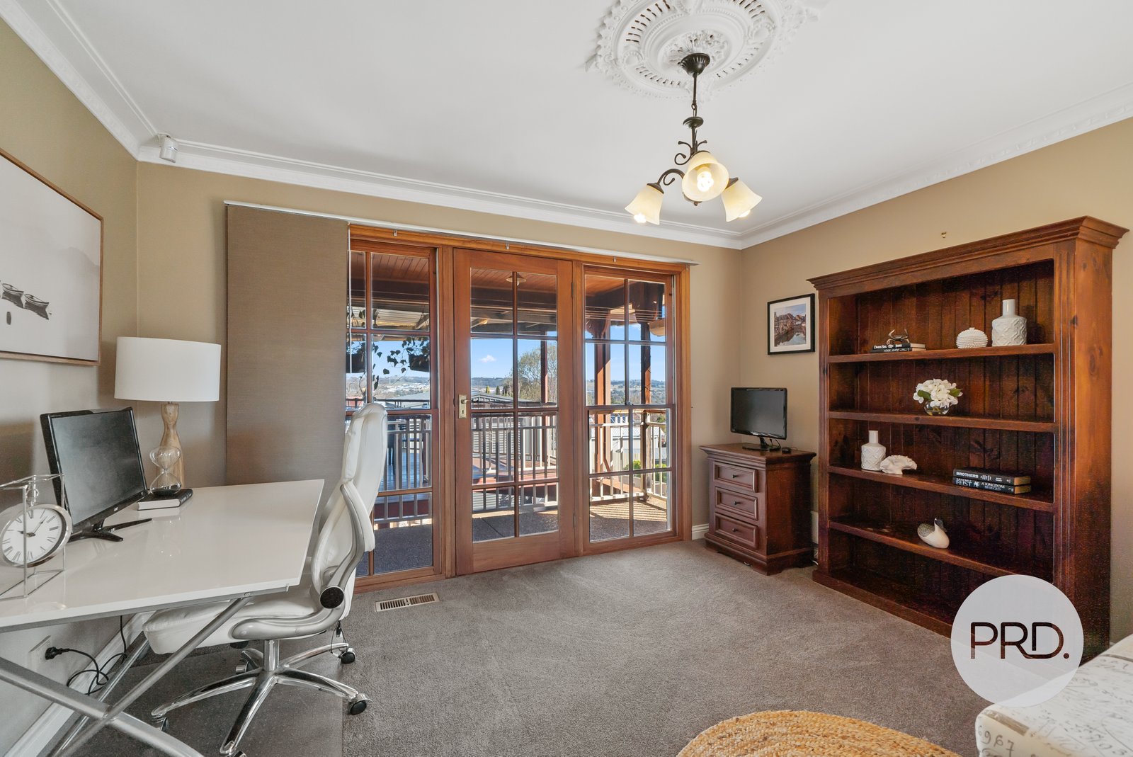 20 Amsterdam Crescent TOLLAND 15