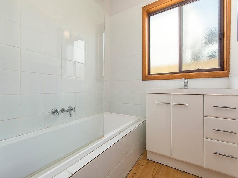 Gallery: 20 Anakie Road