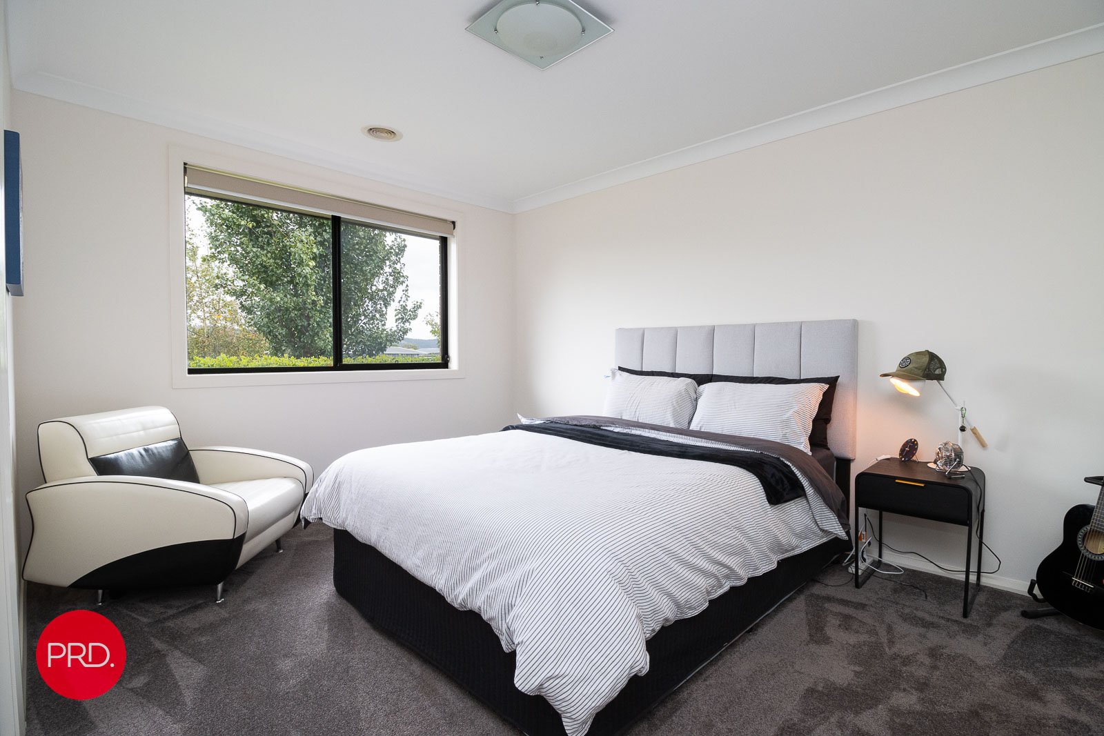 20 Angus Place BUNGENDORE 8