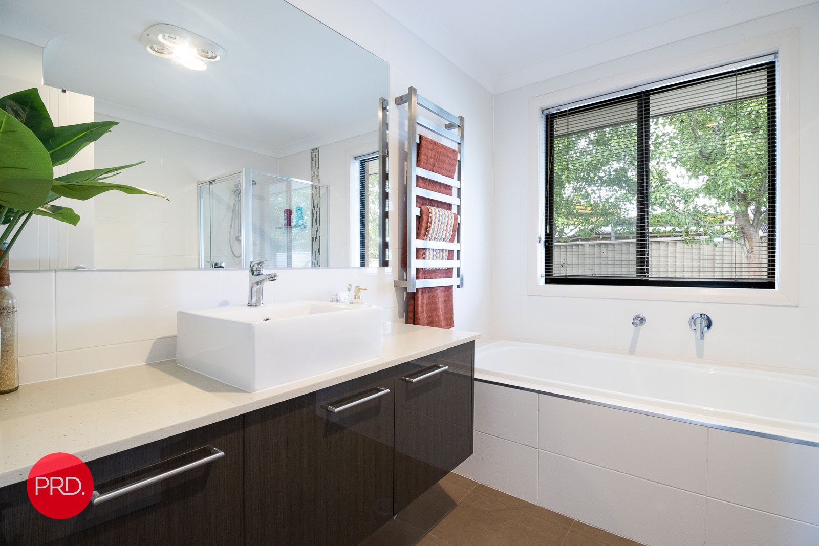 20 Angus Place BUNGENDORE 11