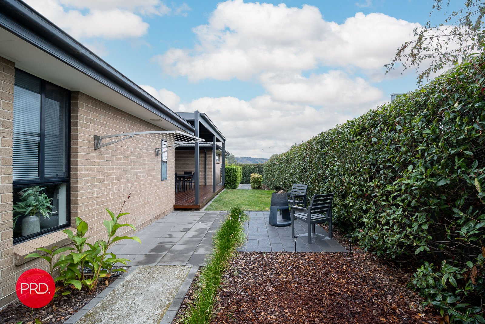 20 Angus Place BUNGENDORE 18