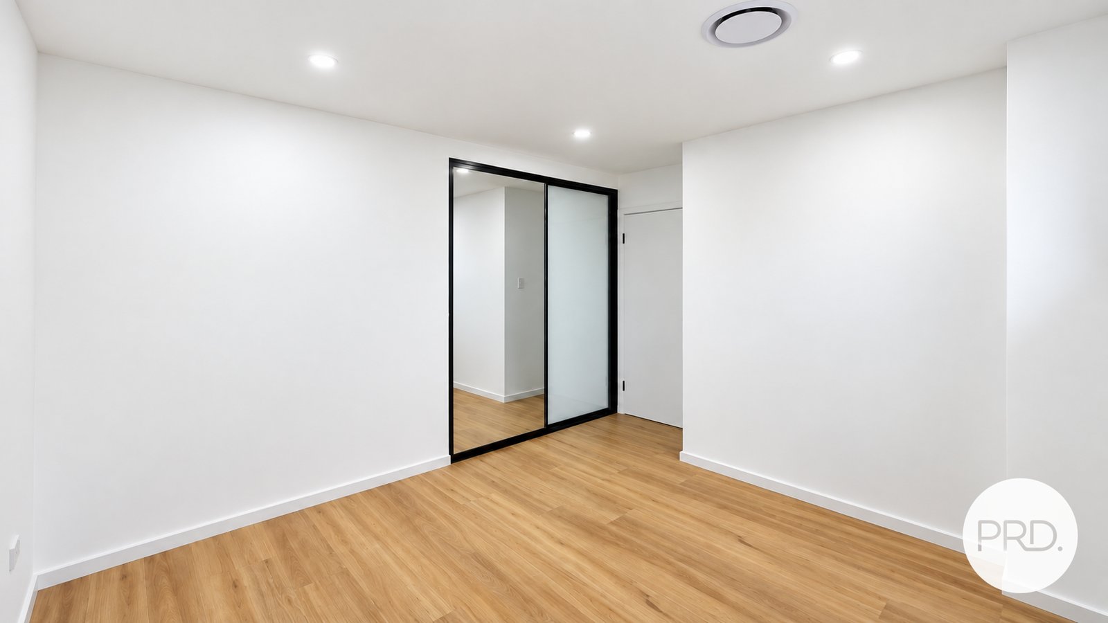 20 Apiary Street AUSTRAL 4