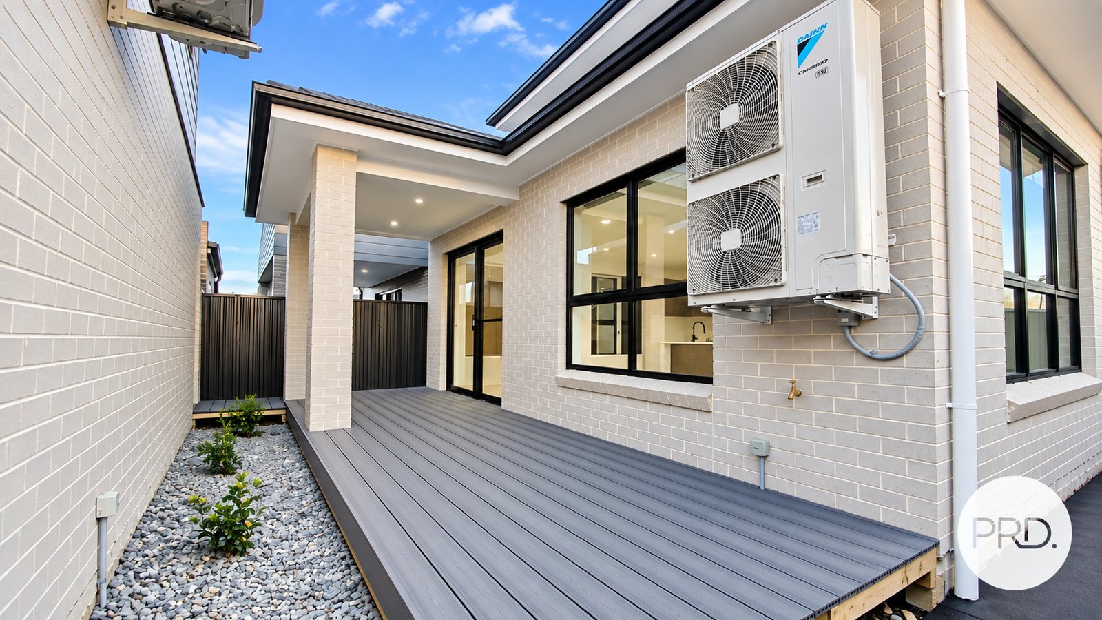 20 Apiary Street AUSTRAL 11